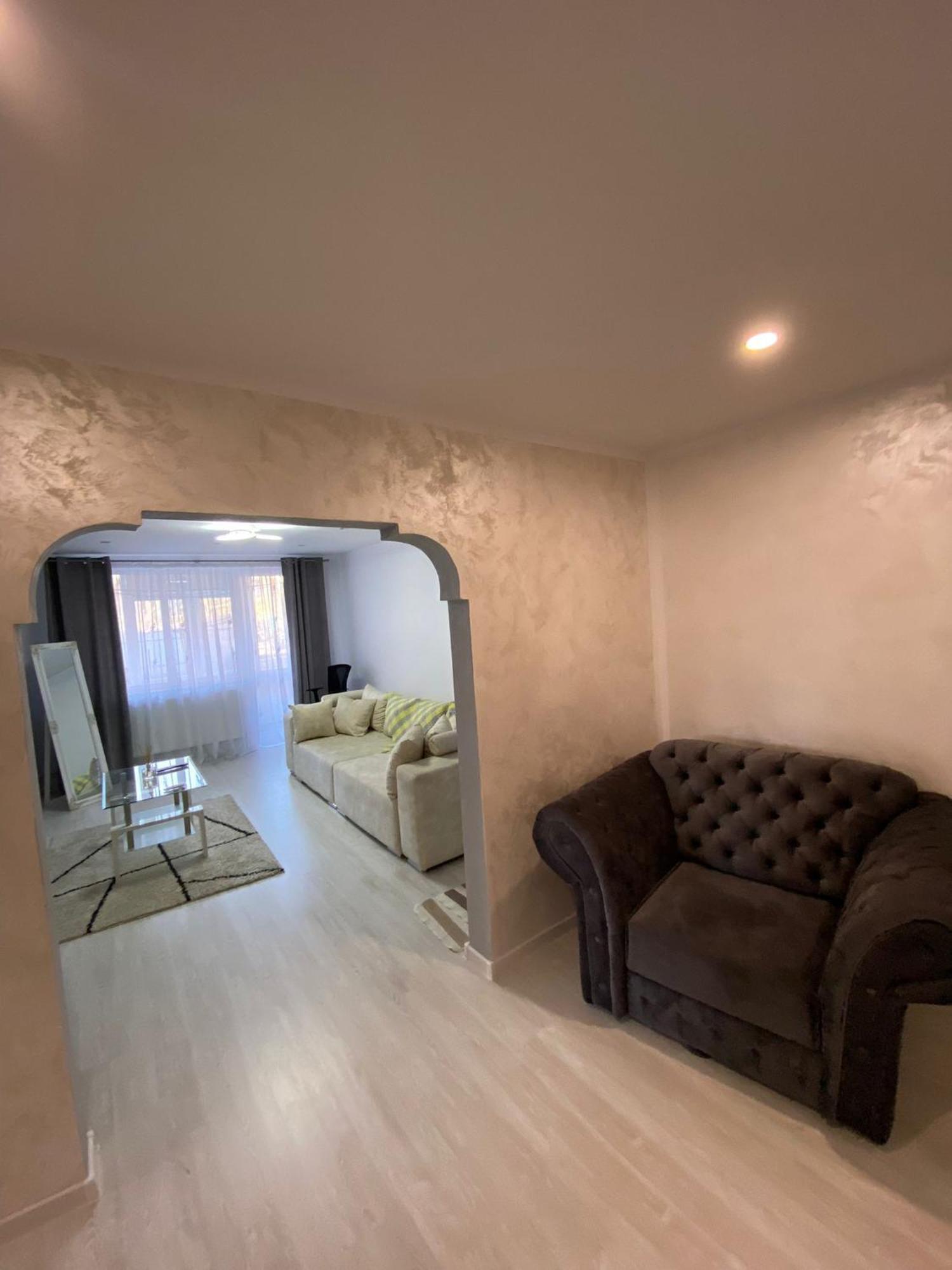 Sorinaapartament Targu Neamt Extérieur photo