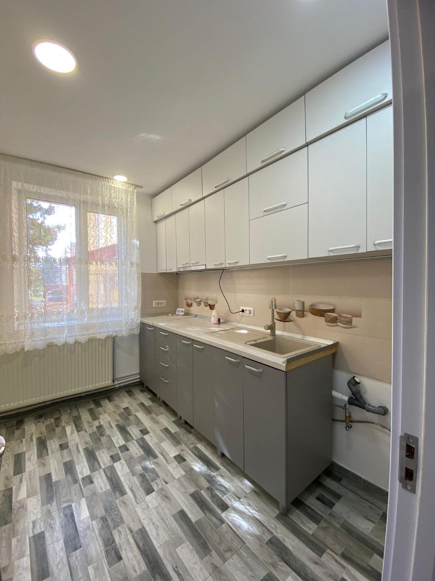 Sorinaapartament Targu Neamt Extérieur photo